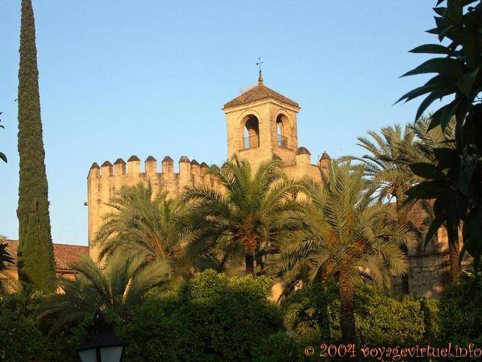 Remparts et palmiers, Alcazar Cordoue - Espagne
