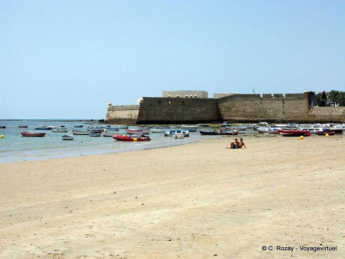 Remparts depuis la playa Caleta, Cadix - Espagne, Andalousie