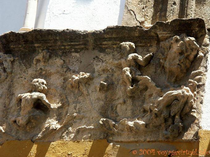 Diablotins usés sur un mur, Cordoue - Espagne, Andalousie