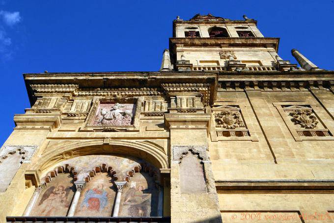 Restes de peintures sur la Cathédrale, Cordoue - Espagne, Andalousie