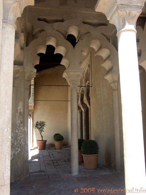 Arcs polylobés à l'Alcazaba, Malaga - Espagne, Andalousie