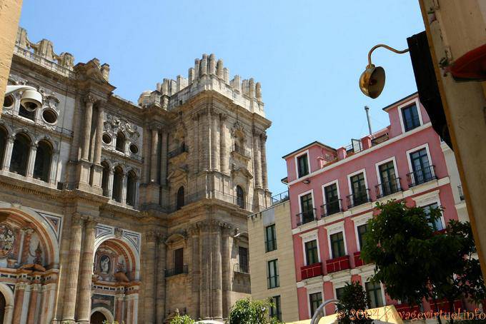 Côté inachevé de la cathédrale de l'Incarnation, Malaga - Espagne, Andalousie