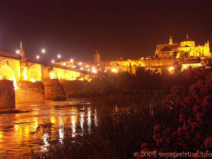 Guadalquivir by night, Night Cordoba - Espagne