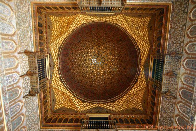 Coupole symbolisant l'univers Salon des Ambassadeurs, Alcazar de Séville - Espagne