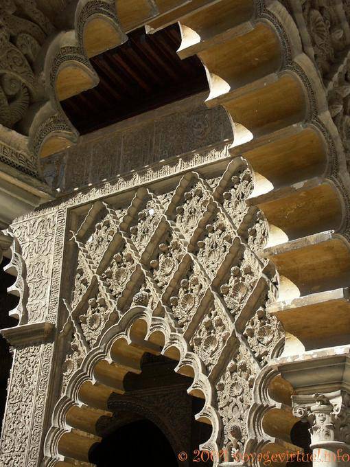 Arc de patio, Alcazar de Séville - Espagne