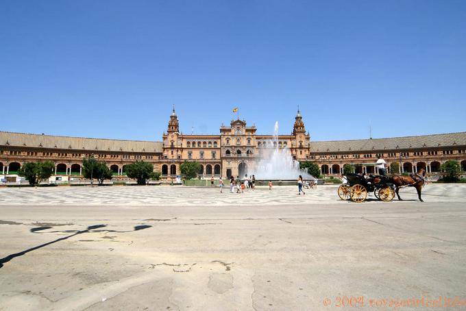 Panoramique sur la plaza de Espana, Séville - Espagne