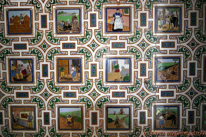 Azulejos représentant la vie quotidienne, Tarifa - Espagne