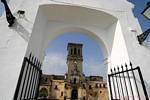 Ouverture sur la basilique Arcos de la Frontera, Espagne.