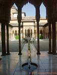 Court of the Lions. General view, Alhambra Nasrides Grenade, Espagne.