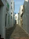 Ruelle pavée de Vejer de la Frontera, Espagne.