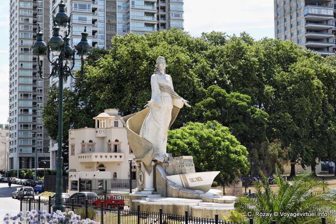 Azucena Villaflor, statue sur Tristan Rodriguez, Buenos Aires - Argentine