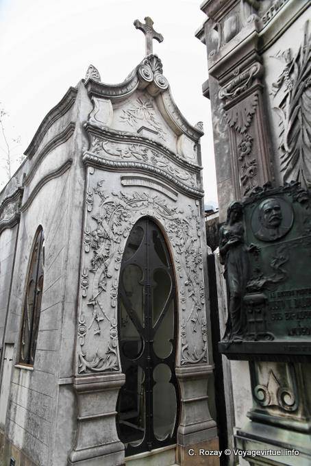 Le mausolée de Pedro Latorre et sa famille, Cementerio de la Recoleta, Buenos Aires - Argentine