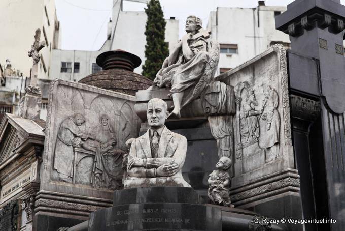 Mausolée de Antonio Goncalve Borrega, Cementerio de la Recoleta, Buenos Aires - Argentine