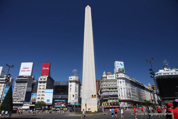 Plaza de la Republica Obelisco, Buenos Aires - Argentine