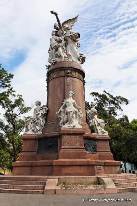 Monument de la France à l'Argentine, donné en 1910, Plaza Francia, Buenos Aires - Argentine
