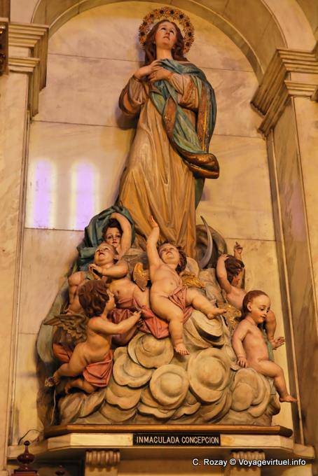 Statue de la Virgen del Carmen de Cuyo, Mendoza Basilica San Francisco - Argentine
