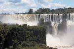Autre vue sur le Salto San Martin, Puerto Iguazu Cataratas, Argentine.