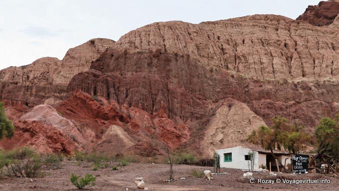 Cahute du marchand de fromage (queso de cabra), Quebrada de las Conchas - Argentine