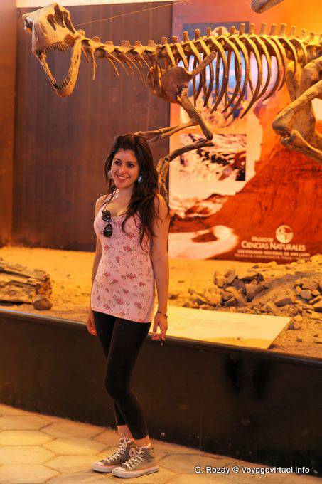 Sourire argentin, Ischigualasto, musée des sciences naturelles - Argentine