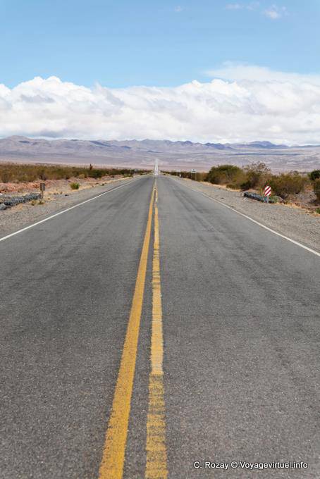 Recta de Tin Tin, entre Payogasta et la Piedra del Molino - Argentine