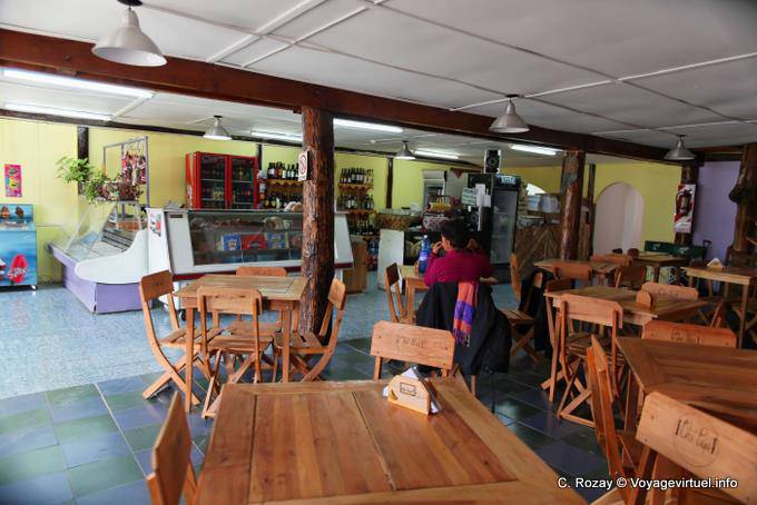 Le bar-épicerie-restaurant de Tolhuin, Ushuaia Tolhuin - Argentine