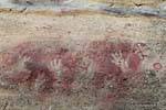 Trois mains aérographes, Peintures Rupestres Tehuelche, Walichu, Argentine.