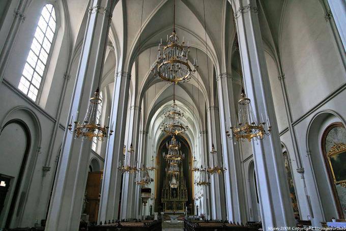 Augustiner Kirche, Innenansicht Gotischer Sakralbau - Vienne - Autriche