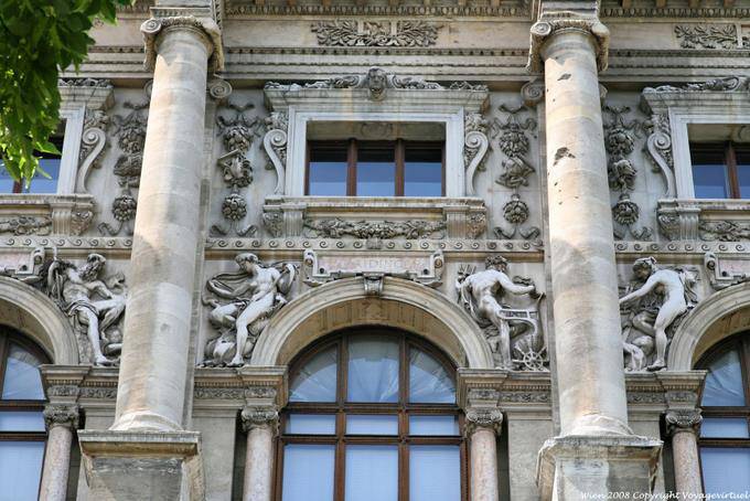 Naturhistoriches Museum, détails des scuptures - Vienne - Autriche