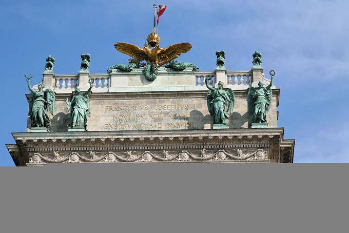 Neueburg Museum Volkerkunde en gros plan - Vienne - Autriche