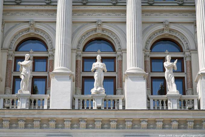 Schmerling Platz Justizpalast en gros plan - Vienne - Autriche