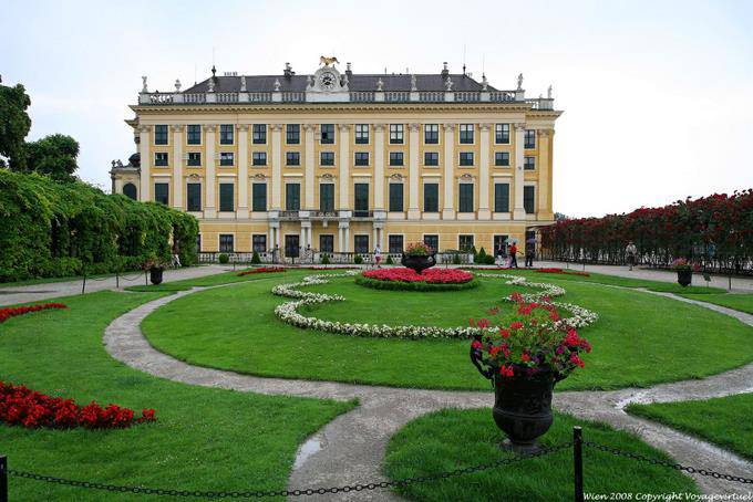Schloß Schönbrunn, façade Est - Vienne - Autriche