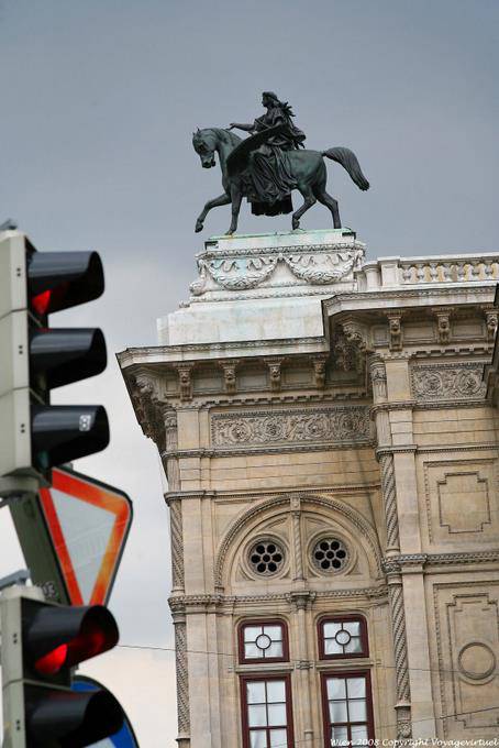 Staatsoper, respect de la signalisation - Vienne - Autriche