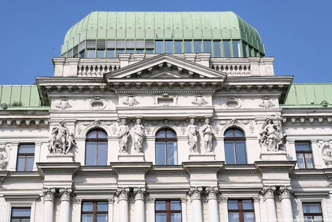 Wahringerstrasse, zoom sur façade - Vienne - Autriche