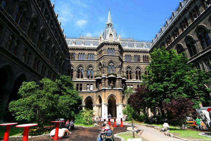 Wiener Rathaus, Cour Interieure Principale - Vienne - Autriche