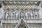 Votivkirche, portail, gros plan sur statues, Vienne - Autriche.