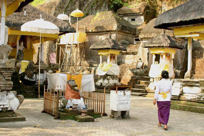 Pavillons de la deuxième cour, Gunung Kawi - Bali