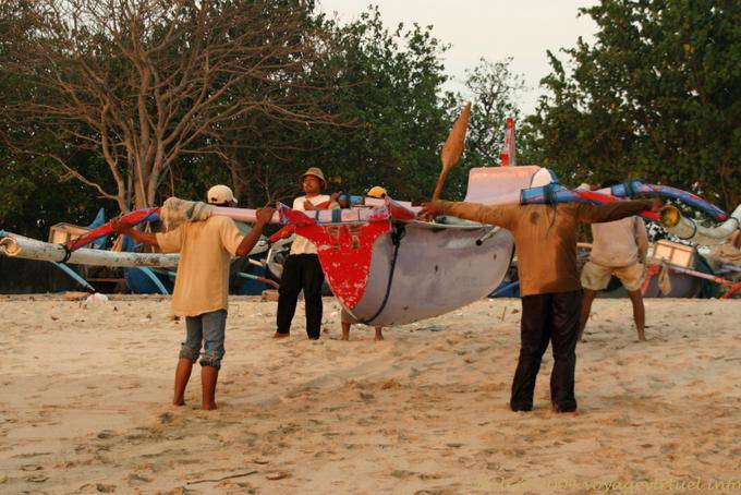 Transport du prahu, Jimbaran - Bali