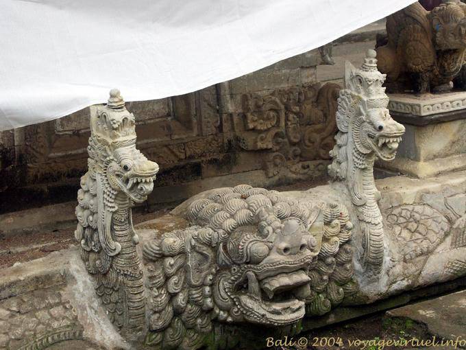 Décoration hindouiste, Kehen - Bali