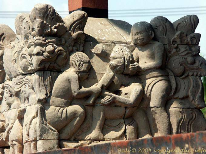 Statue du palais flottant ou Taman Gili Klugkung - Bali