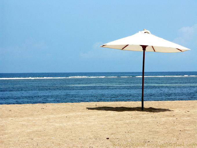 Seul sur la plage, Nusa Dua - Bali