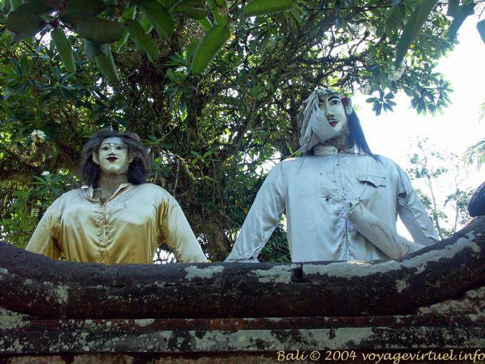 Représentations humaines, Penataran Sasih - Bali