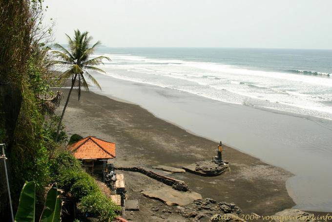 Devant l'océan indien, Rambut Siwi - Bali
