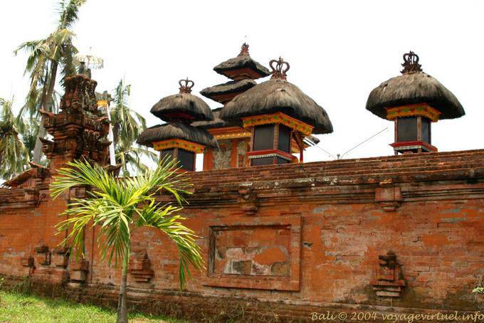 Clochetons de temple, Rambut Siwi - Bali