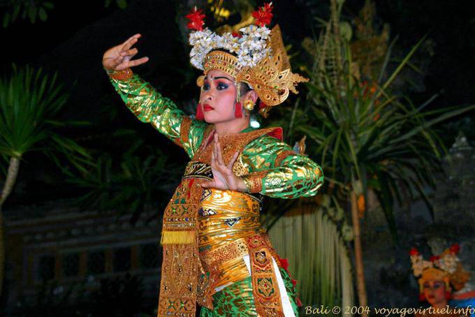 Danseuse de Legong, Ubud, Barong Danse - Bali