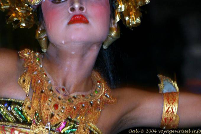 Maquillage qui coule, Ubud Barong danse Balinaise - Bali