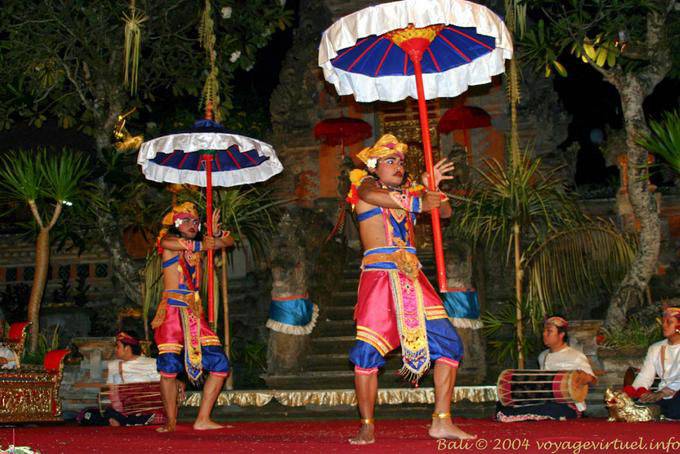 Danse des parasols, Ubud Barong - Bali