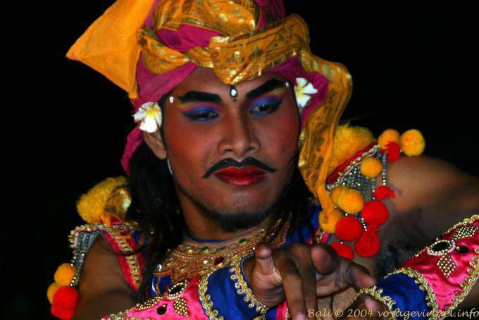 Pureté des lignes, Ubud Barong - Bali