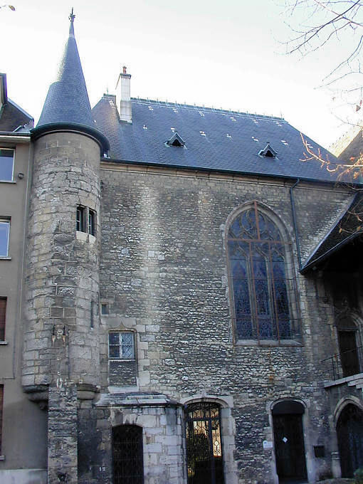 Besançon, tourelle du Moyen-âge, rue du Palais - France