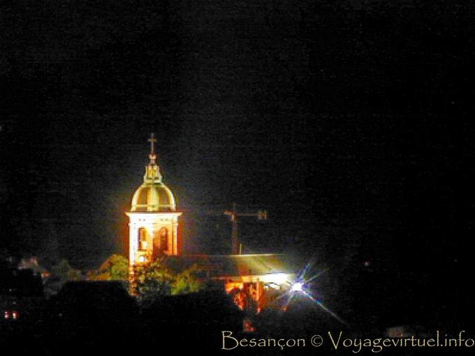Besançon, nuit sur la cathédrale Saint Jean - France