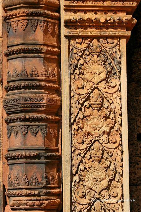Colonne ouvragée, Banteay Srei, Angkor, Cambodge